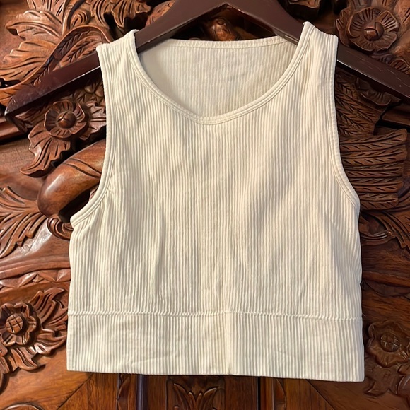 SKIMS Cotton Rib Cropped Tank Bralette - Picture 1 of 3